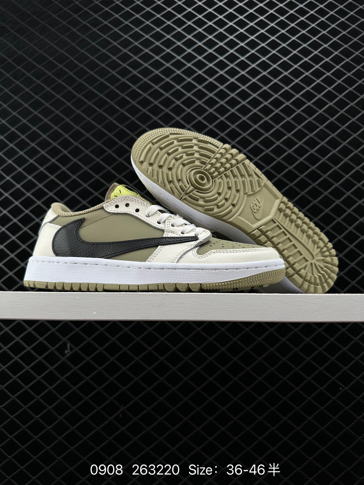 Travis Scott x Air Jordan 1 Low Golf